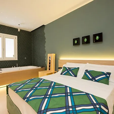 Giada Luxury טראסיני